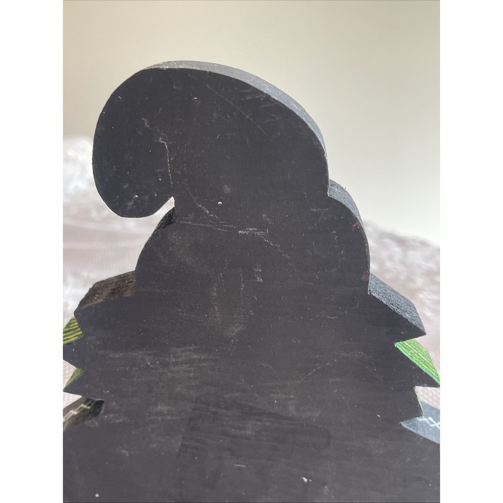 Vintage Handcrafted Halloween Wood Shelf Sitter Witch Cute Green Hair Bat 90's - Picture 13 of 16